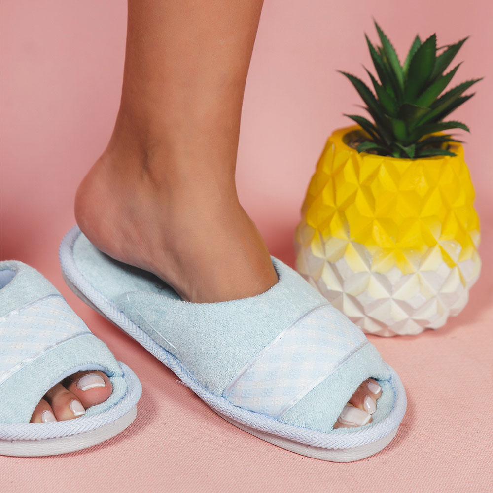 PANTUFLAS  ANTIDESLIZANTES ABIERTAS_1